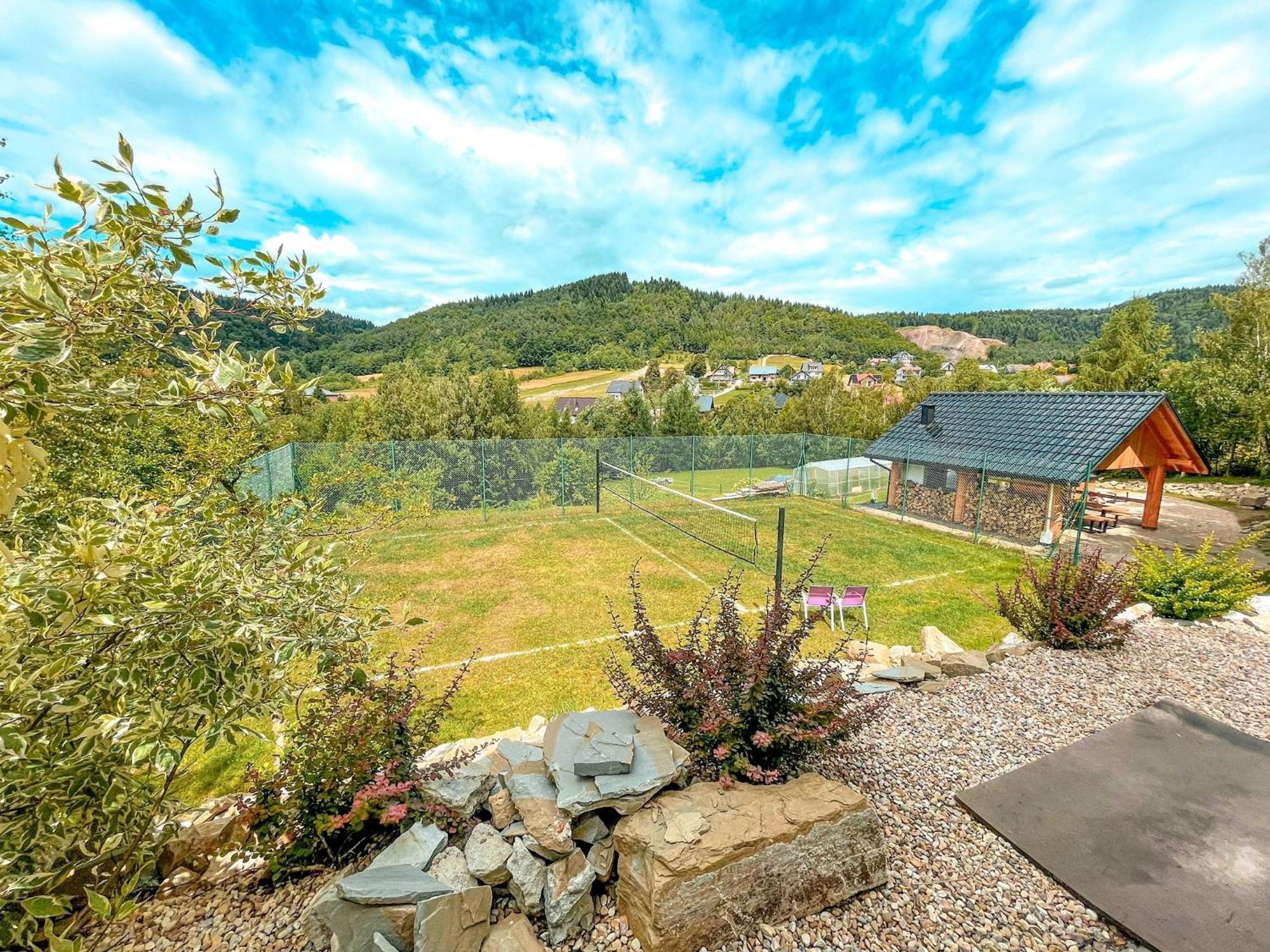 Forrest House Jacuzzi & Sauna Casa rural