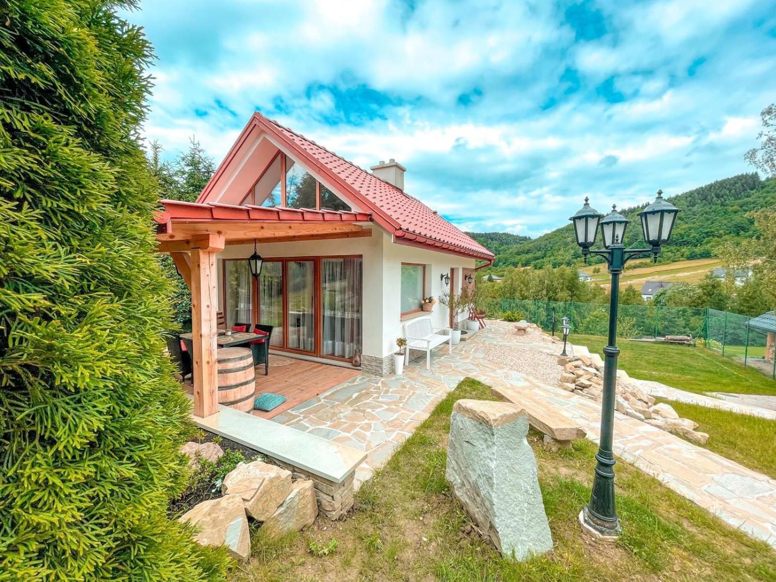 Forrest House Jacuzzi & Sauna Jasienica (Lesser Poland)