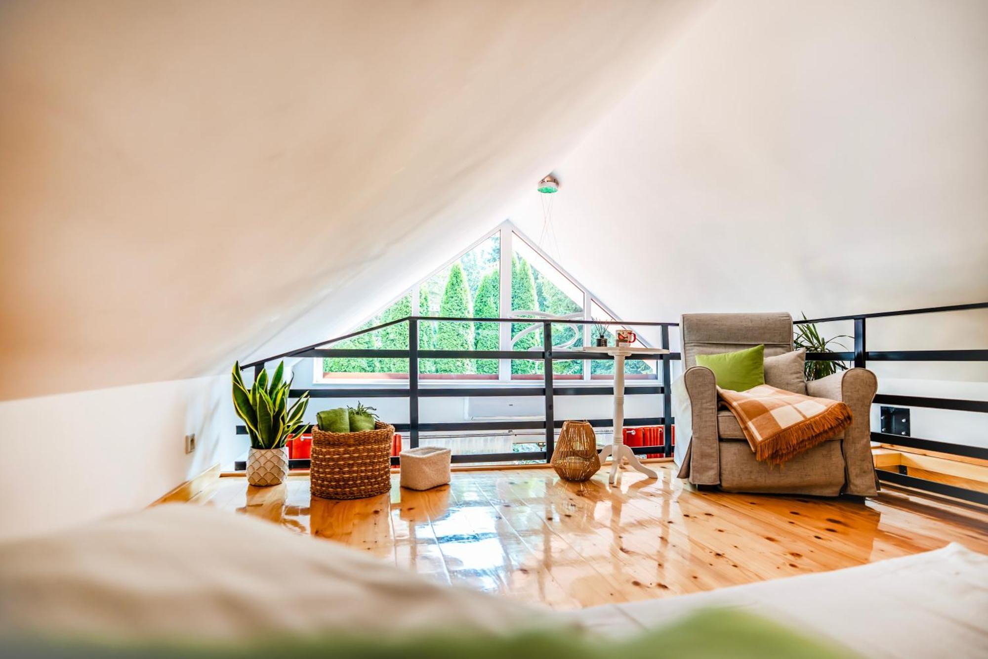 Forrest House Jacuzzi & Sauna Landhaus *