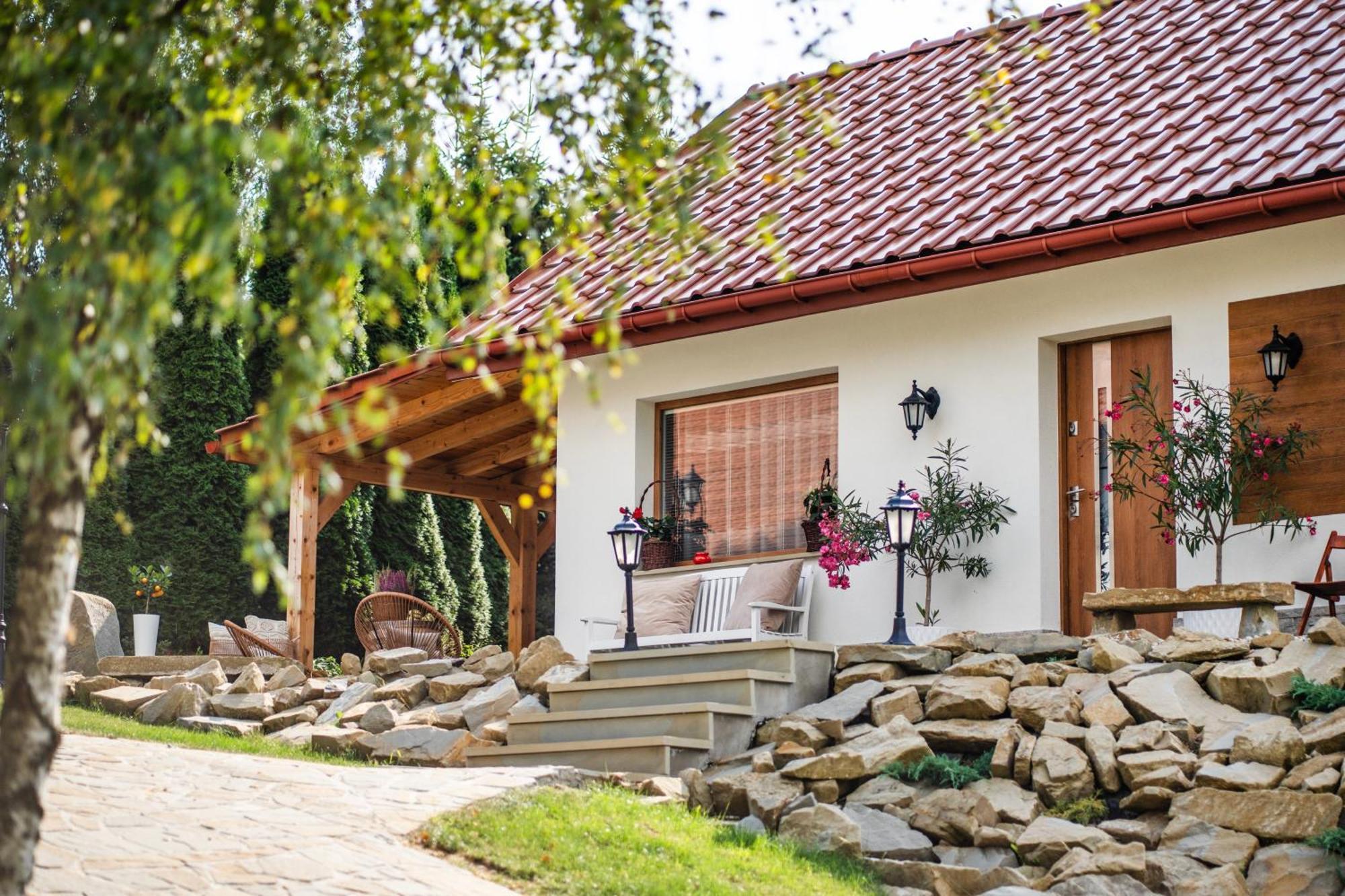 Forrest House Jacuzzi & Sauna *