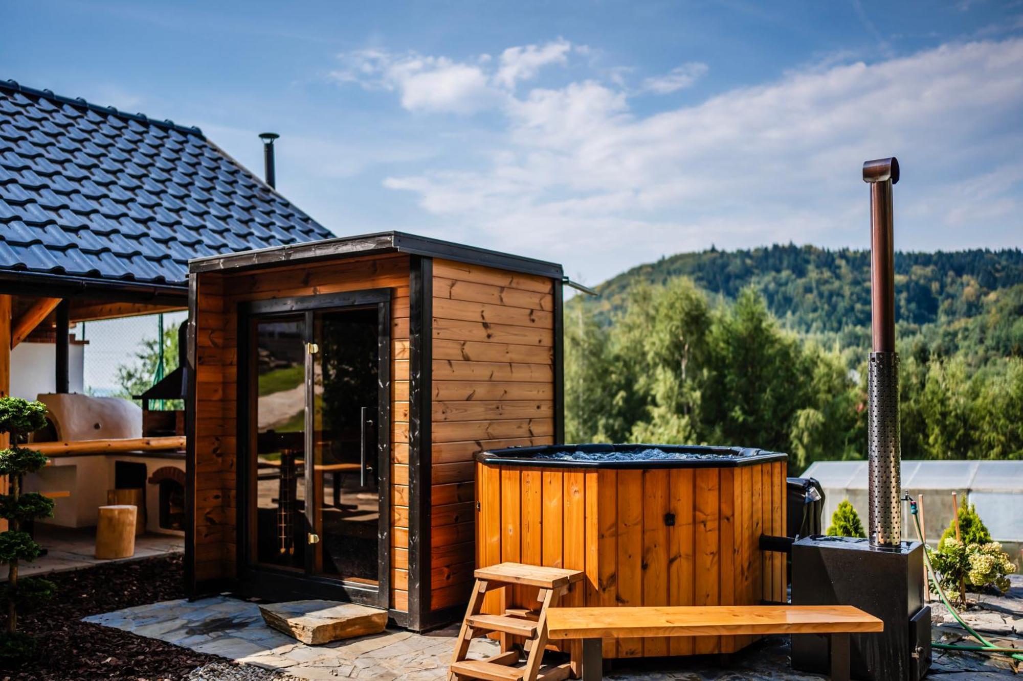 Forrest House Jacuzzi & Sauna Jasienica (Lesser Poland)